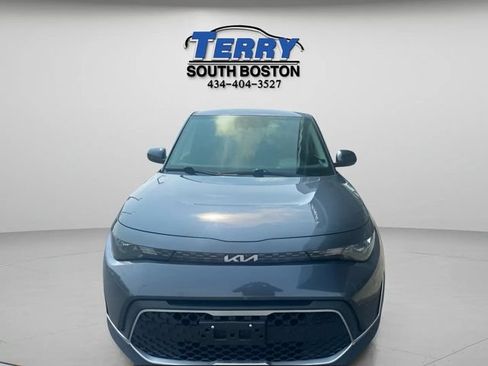 Used 2024 Kia Soul LX w/ Option Group 015 FWD image 2