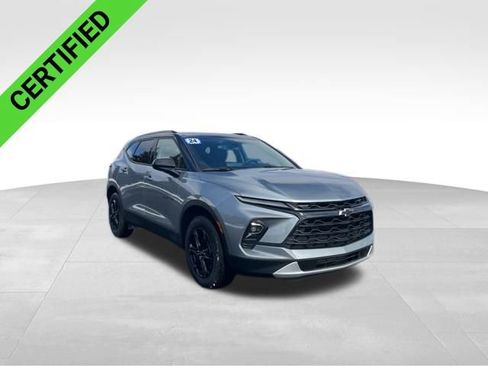 Used 2024 Chevrolet Blazer LT w/ Convenience Package image 8