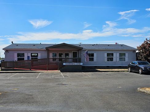 Used 2025 Jeep Compass Trailhawk image 38