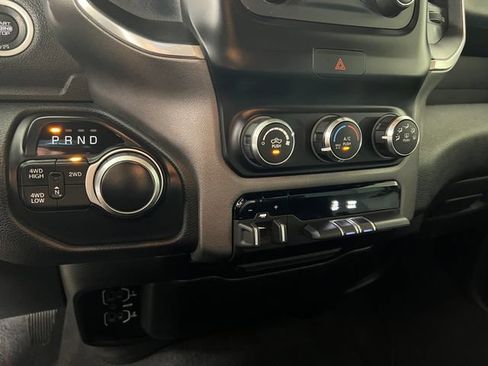 Used 2021 RAM 2500 Big Horn AWD/4WD image 19