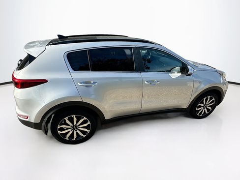 Used 2018 Kia Sportage EX w/ EX Technology Package AWD/4WD image 10