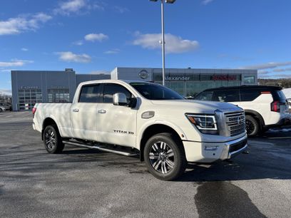 Used 2022 Nissan Titan Platinum Reserve w/ Moonroof Package