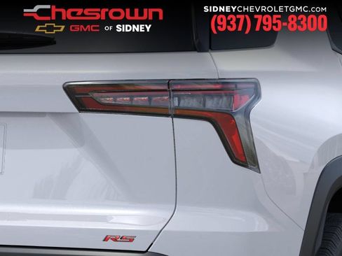 New 2026 Chevrolet Equinox RS w/ Convenience Package III AWD/4WD image 11