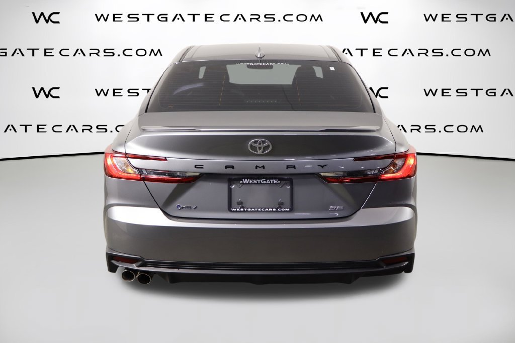Used 2026 Toyota Camry SE FWD image 4