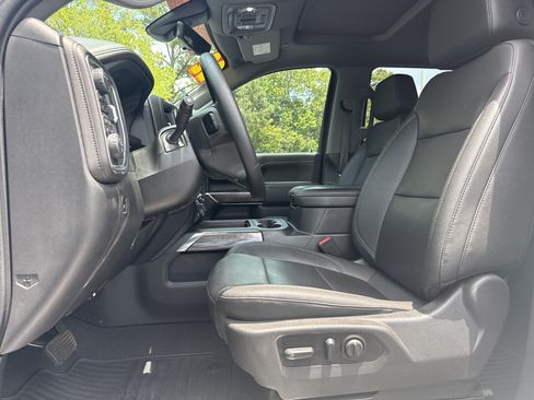 Used 2022 Chevrolet Silverado 3500 LTZ w/ LTZ Convenience Package AWD/4WD image 16