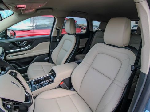 Used 2026 Lincoln Corsair Premiere image 14