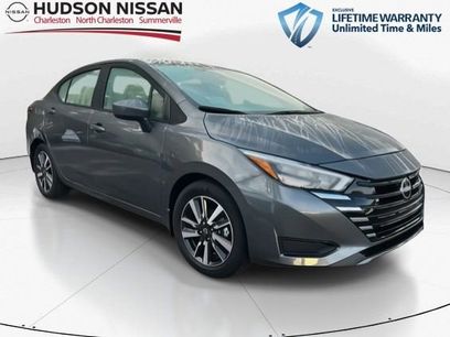 New 2025 Nissan Versa SV w/ Trunk Package