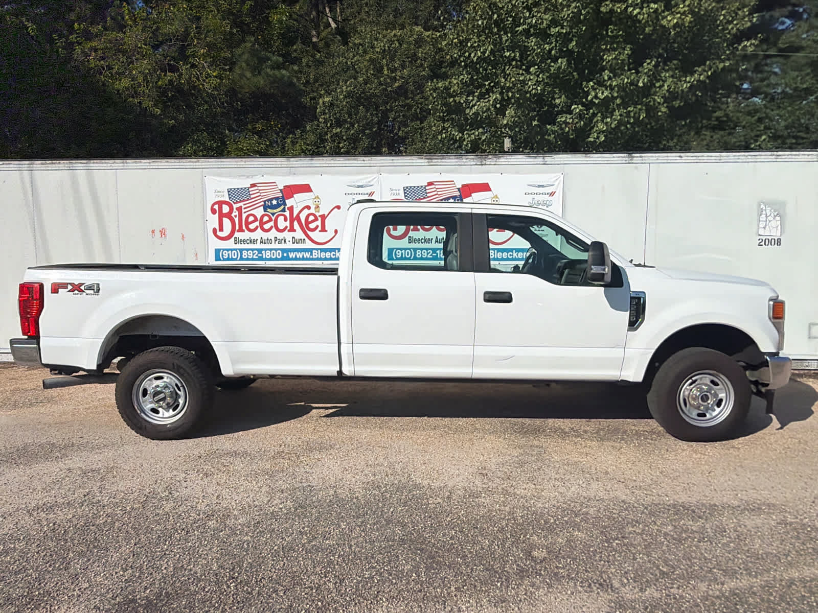 Used 2020 Ford F250 XL w/ Power Equipment Group AWD/4WD image 2