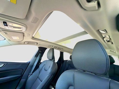 Used 2023 Volvo XC60 B5 Plus w/ Protection Package Premier image 26