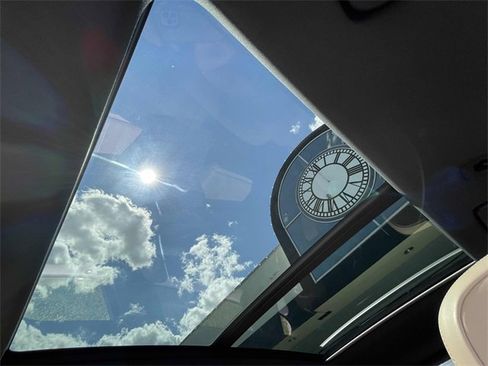 Used 2023 Porsche Cayenne image 17