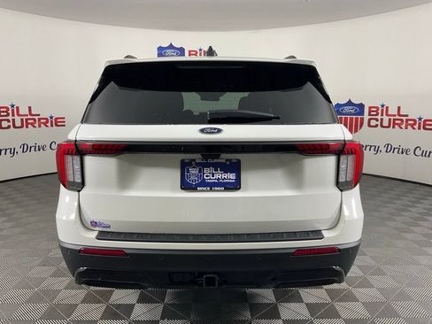 New 2026 Ford Explorer ST-Line w/ ST-Line Street Pack RWD image 4