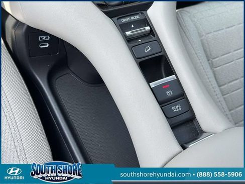Used 2024 Honda HR-V LX image 33