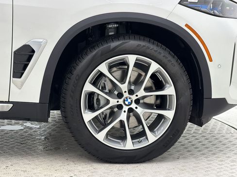 New 2026 BMW X5 sDrive40i w/ Premium Package RWD image 13