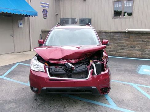Used 2016 Subaru Forester 2.5i Touring w/ Eyesight & Navigation System AWD/4WD image 2