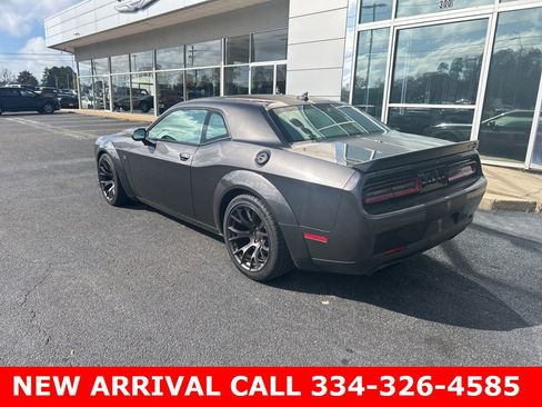 Used 2021 Dodge Challenger SRT Hellcat Redeye image 4