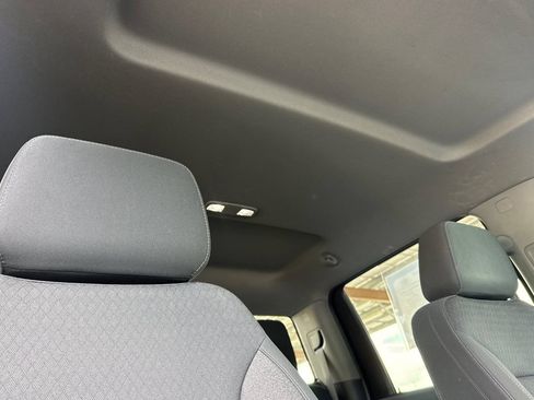 Used 2021 Chevrolet Silverado 2500 LT w/ Fleet Comfort Package AWD/4WD image 21