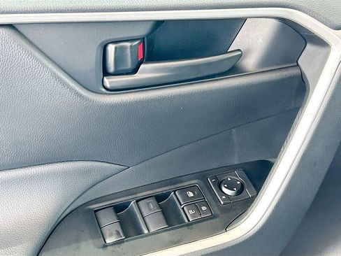 New 2025 Toyota RAV4 LE FWD image 17