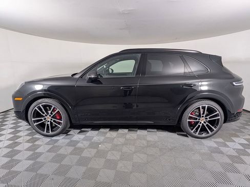 New 2026 Porsche Cayenne GTS AWD/4WD image 2