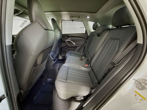 New 2025 Audi Q5 Premium Plus image 25