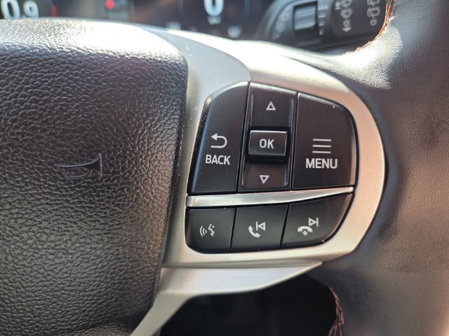 Used 2025 Ford Explorer Active RWD image 21