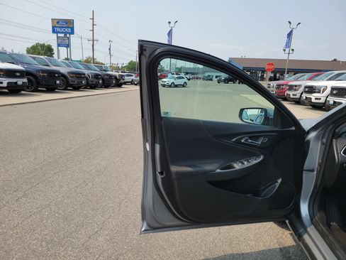 Used 2023 Chevrolet Malibu LT FWD image 14