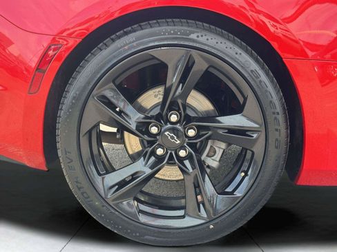 Used 2021 Chevrolet Camaro LT w/ Technology Package RWD image 50