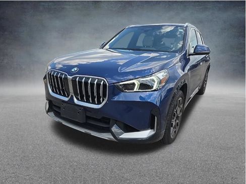 Used 2025 BMW X1 xDrive28i w/ Convenience Package AWD/4WD image 4
