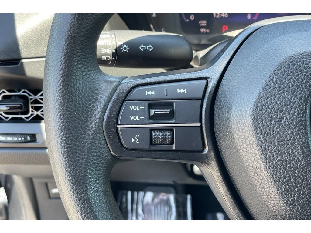 Used 2023 Honda Accord LX image 33