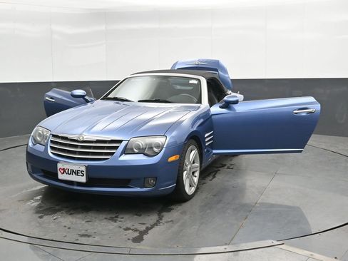 Used 2005 Chrysler Crossfire Limited RWD image 36