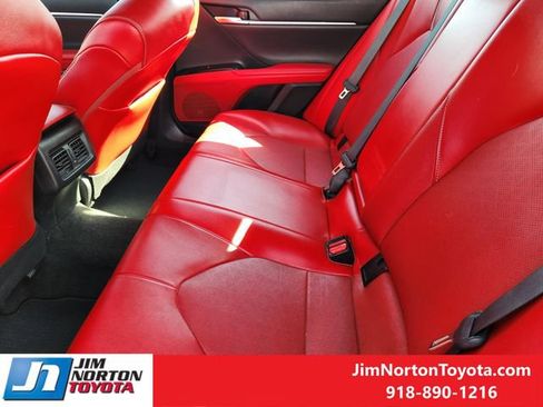 Used 2020 Toyota Camry XSE FWD image 30