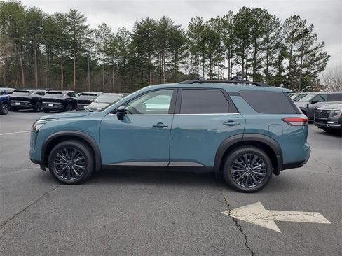 Used 2026 Nissan Pathfinder SL image 9