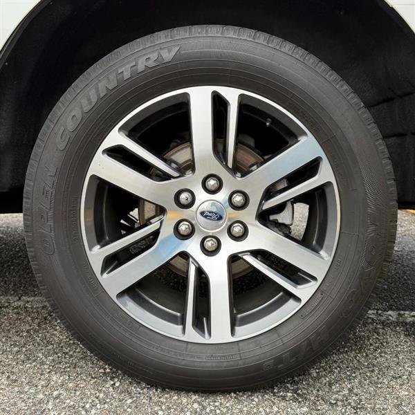 Used 2023 Ford Expedition Limited AWD/4WD image 35