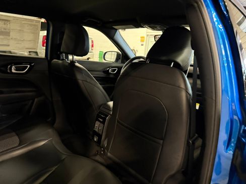 New 2026 Jeep Compass Latitude image 13