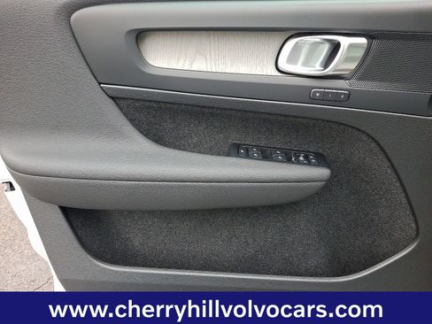 New 2026 Volvo EX40 Plus w/ Climate Package image 8