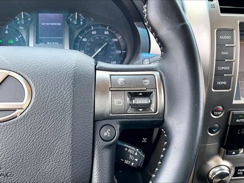 Used 2015 Lexus GX 460 w/ Premium Package AWD/4WD image 22