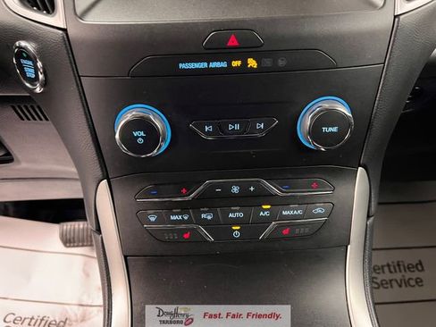 Used 2019 Ford Edge SEL w/ Equipment Group 201A FWD image 50