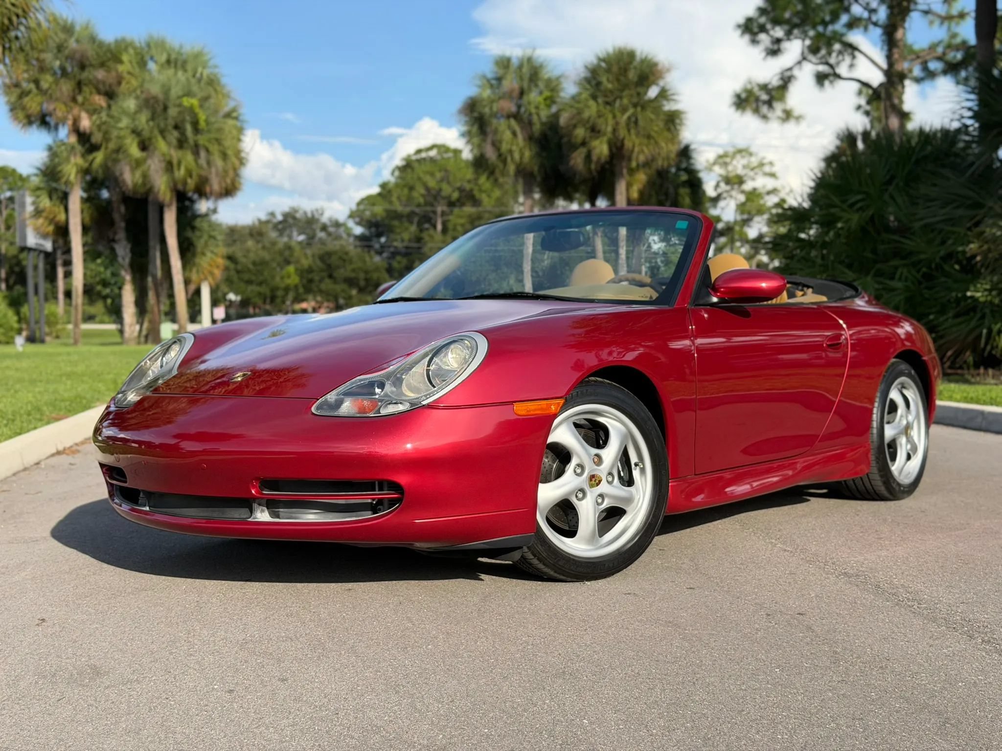 Used 2001 Porsche 911 Cabriolet image 5