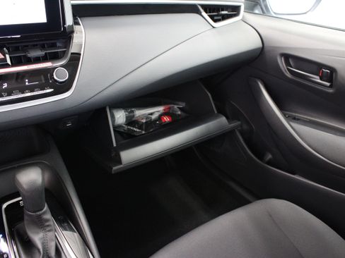 Used 2026 Toyota Corolla LE FWD image 21