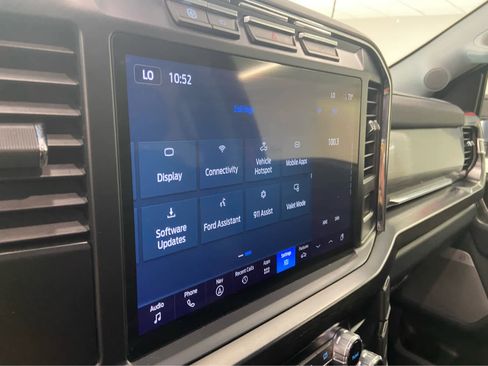 Used 2023 Ford F250 Lariat w/ Sport Appearance Package image 34