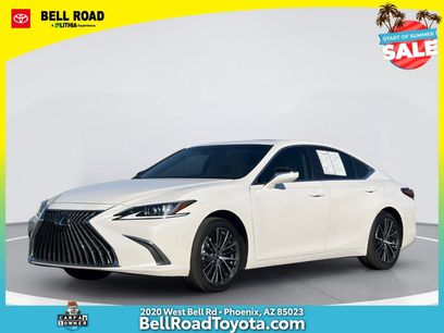 Used 2025 Lexus ES 300h w/ Premium Package