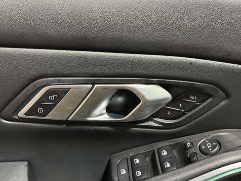 Used 2023 BMW 330e xDrive w/ Driving Assistance Package AWD/4WD image 21