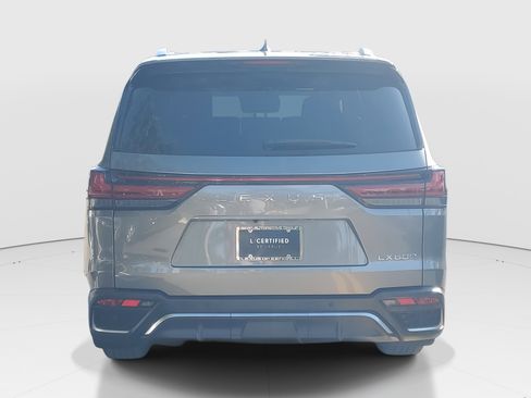 Used 2024 Lexus LX 600 F Sport image 6