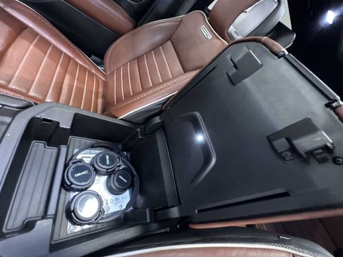 Used 2024 GMC Yukon Denali Ultimate image 30