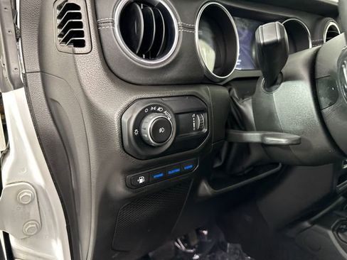 Certified 2023 Jeep Wrangler Unlimited Sahara w/ Cold Weather Group image 20