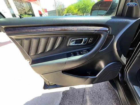 Used 2013 Ford Taurus Limited FWD image 10
