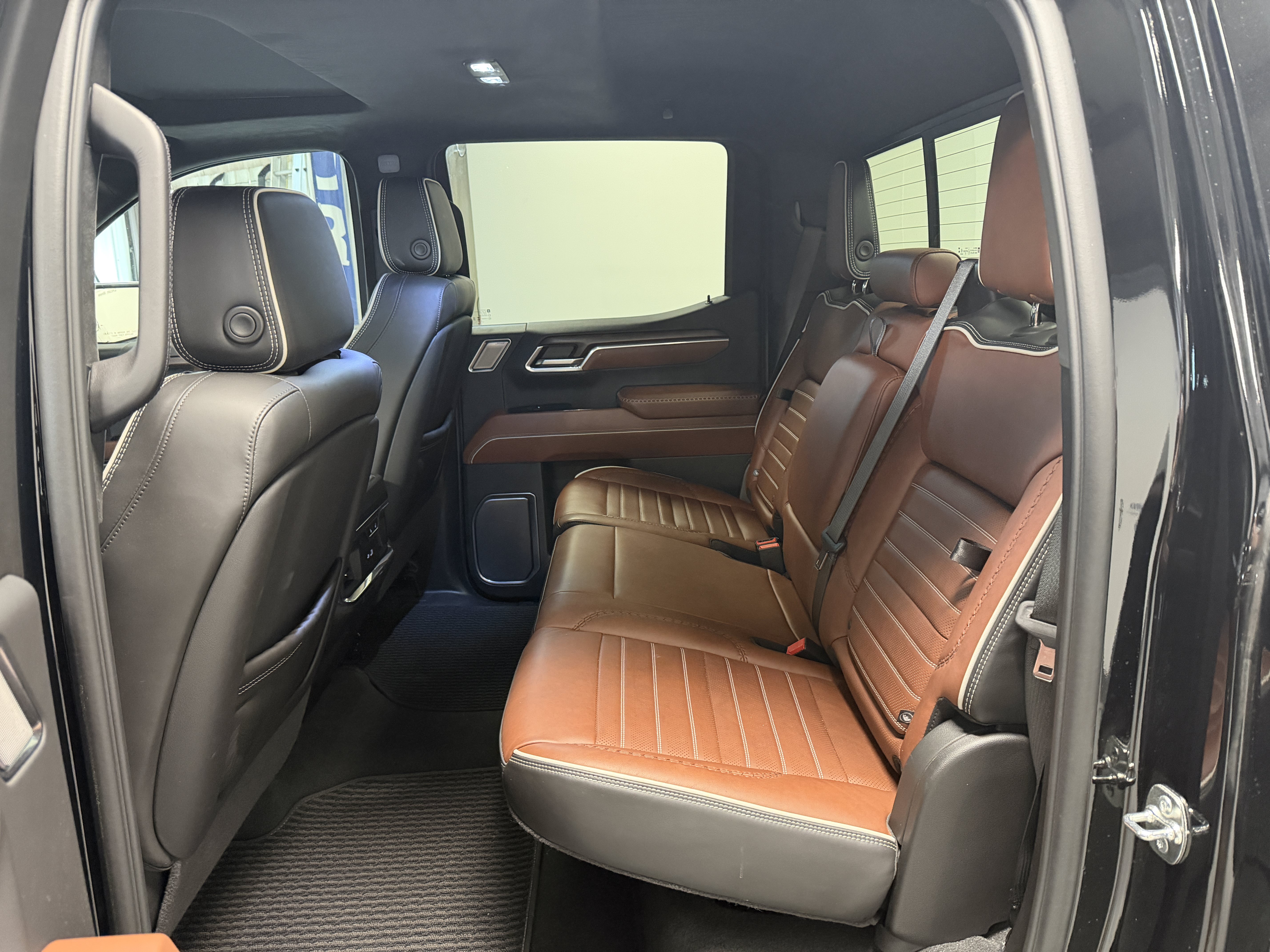 Used 2026 GMC Sierra 1500 Denali Ultimate AWD/4WD image 23