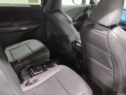 New 2026 Lexus TX 500h AWD image 40