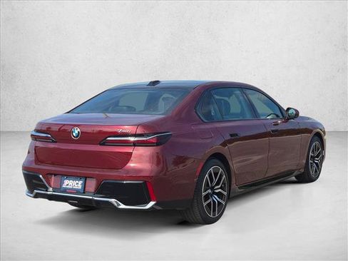 Used 2023 BMW 740i RWD image 5