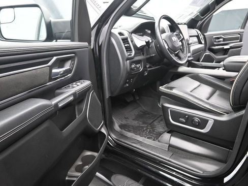 Used 2023 RAM 1500 Laramie AWD/4WD image 9