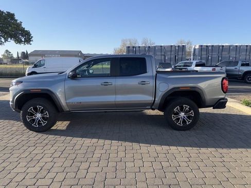 Used 2023 GMC Canyon AT4 w/ AT4 Premium Package image 5